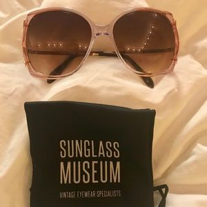 Vintage Women's Oversized Retro Sunglasses